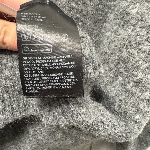 H&M Mohair/Wool Blend Gray Sweater - Picture 5 of 6